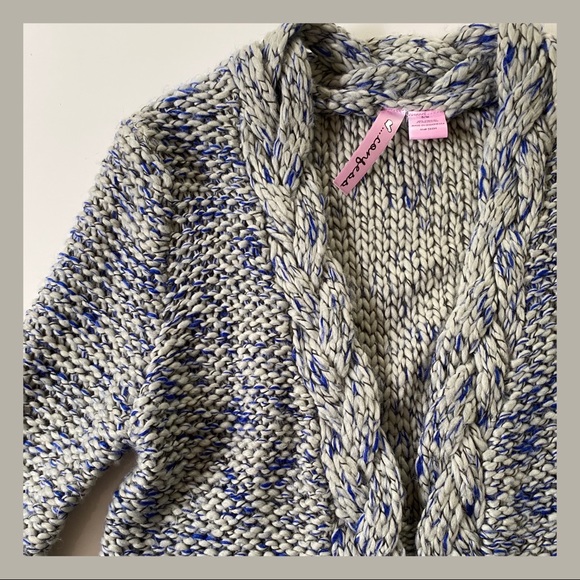 Cozy Fall Cardigan - Picture 4 of 5